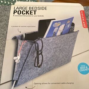Bedside pocket